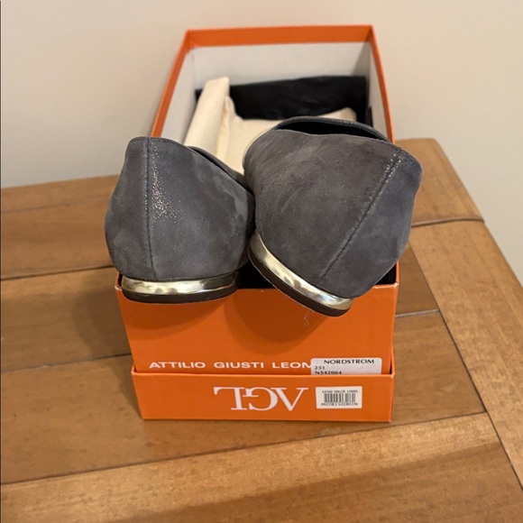 Attilio Giusti Leombruni Suede Gray Loafers - Picture 7 of 9